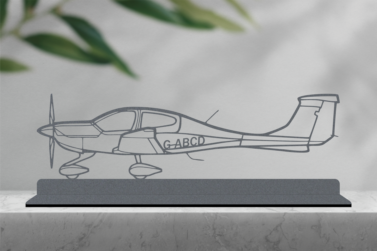 DA40: Diamond DA40 - Diamond Star Standing Silhouette