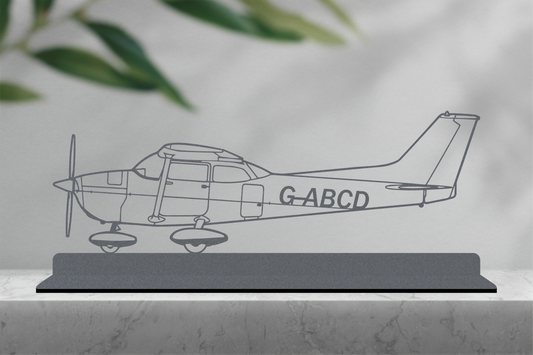 C172S: Cessna 172S - Skyhawk Standing Silhouette
